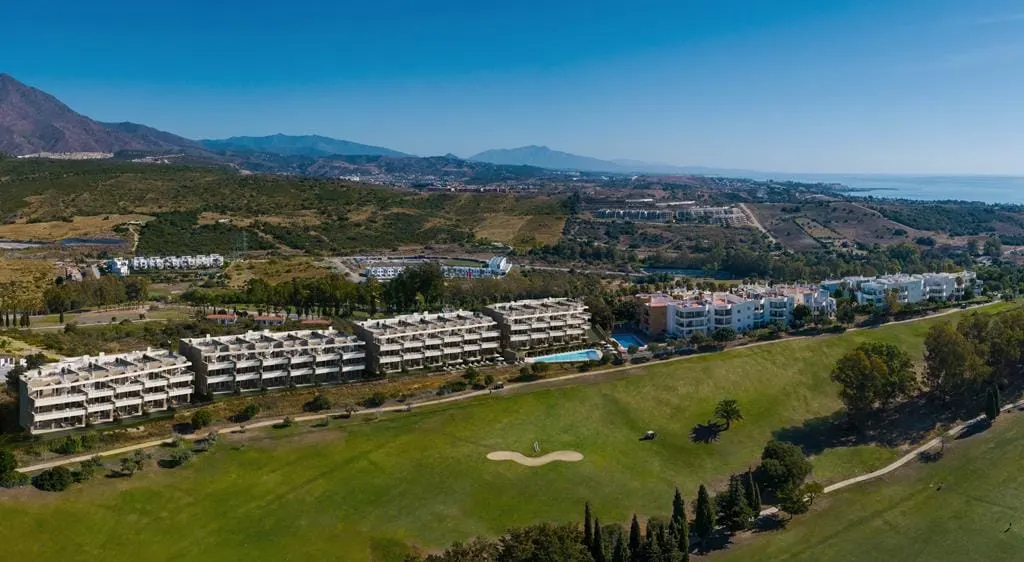 Terraces and residential surroundings at an Estepona golf property